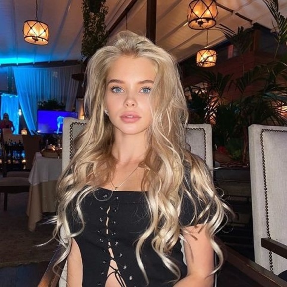 Meet your Posher, Delphine - Picture 1 of 1